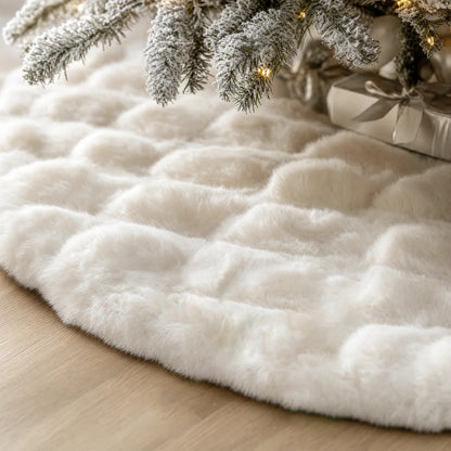 120cm Faux Fur Christmas Tree Skirt – Plush White